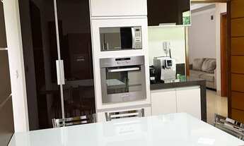 Imagem 7: Sobrado com Três Suítes na Zona 07 em Maringá