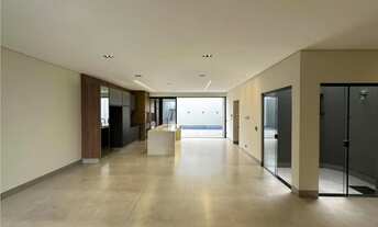 Imagem 3: Sobrado com 03 Suítes no Jardim Espanha em Maringá