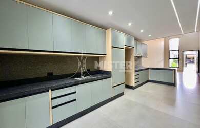 Imagem 6: Casa com Piscina na Vila Morangueira em Maringá