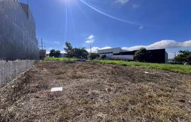 Imagem 2: Terreno à Venda no Bom Jardim em Maringá-PR - 400m² Pronto para Construir