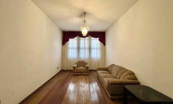 Imagem 2: Casa à venda no Jardim Liberdade em Maringá com 3 Dormitórios e Quintal