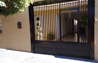 Imagem 7: Casa com 3 Dormitorio(s) localizado(a) no bairro Jardim Novo Alvorada em Maringá / Parana