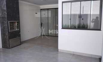 Imagem 7: Imóvel em Maringá: Casa com 114m², 3 quartos, Churrasqueira e Jardim de Inverno Amplo Espa