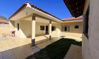 Imagem 5: Casa à venda em Maringá, Jardim Oásis, com 150.7m² de área construída e espaço para piscin