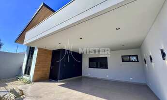 Imagem 3: Casa Nova no Jardim Real - 3 Suítes, Piscina e Tecnologia