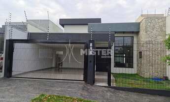 Imagem: Casa moderna com piscina e 3 suítes no