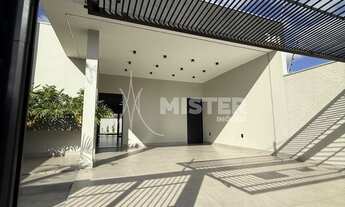 Imagem 2: Casa com 3 dormitórios e amplo quintal no Jardim Novo Paulista em Maringá