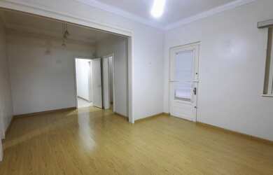 Imagem 7: Imóvel Centro, 4 dormitórios, 2 banheiro, 1 vaga na garagem, 155M² de Área Construída