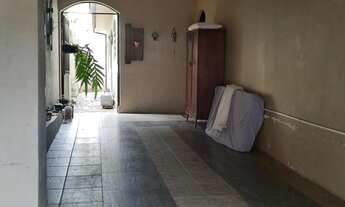 Imagem 4: Imóvel Central, 2 dormitórios, 1 suítes, 3 banheiro, 2 vagas na garagem, 206M² de Área Con