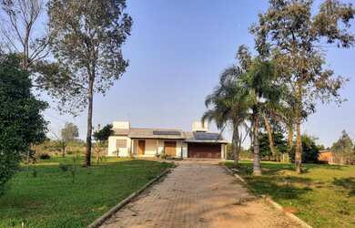 Imagem 4: Excelente Chácara, 2 dormitórios, 1 suítes, 2 banheiro, 2 vagas na garagem, 4M² de Área Co