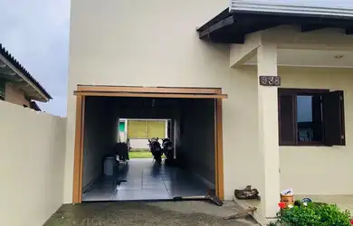 Imagem 3: CASA COM PISCINA E ANEXO