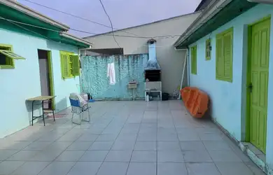 Imagem 4: CASA EM ARCO IRIS