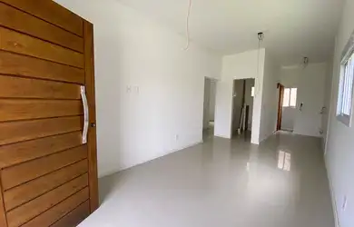 Imagem 2: Casa Geminada no Jardim Beira Mar