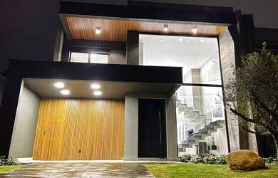 Imagem 2: Sobrado 4 Dormitórios no Blue