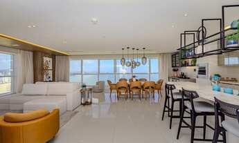 Imagem 4: Apartamento Frente Mar no Epic Tower – 298m², 4 suítes, decorado e 4 vagas – Barra Sul, Ba
