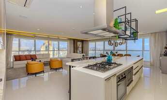 Imagem 6: Apartamento Frente Mar no Epic Tower – 298m², 4 suítes, decorado e 4 vagas – Barra Sul, Ba