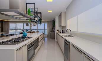 Imagem 7: Apartamento Frente Mar no Epic Tower – 298m², 4 suítes, decorado e 4 vagas – Barra Sul, Ba