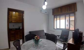 Imagem 1: A4 vende ótimo apartamento no Centro mobiliado e com box!