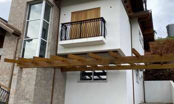 Imagem 1: ALPHAVILLE GRAMADO RS. - LINDA e Novíssima CASA