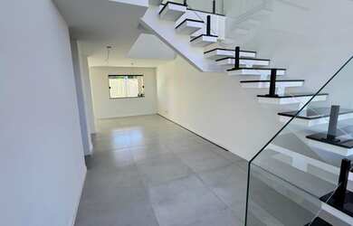 Imagem 3: Casa no Vila Florença - 4 suítes - R$850.000 - Abrantes Camaçari/BA