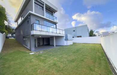 Imagem 7: Casa no Alphaville Litoral Norte 1- 3 suítes reversível para 4 suítes - Armários - Luminár