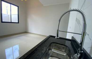 Imagem 2: Linda Casa à Venda Residencial Minerva I