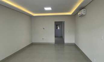 Imagem 2: Excelente Casa à Venda Jd. Mediterrâneo