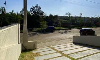 Imagem 2: Sobrado Navona, 3 dormitórios, 1 suítes, 2 banheiro, 1 vaga na garagem, 127M² de Área Cons