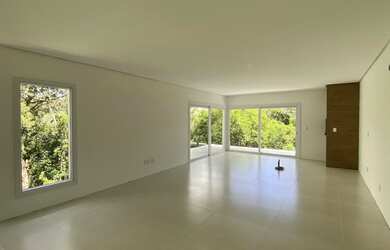 Imagem 5: CASA ALTO PADRÃO EM GRAMADO