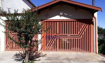 Imagem: Casa com 3 Dormitorio(s) localizado(a) no