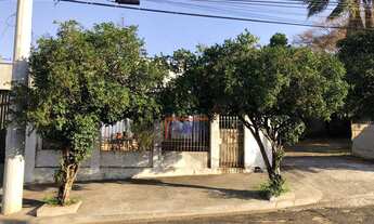 Imagem: Casa com 3 Dormitorio(s) localizado(a) no