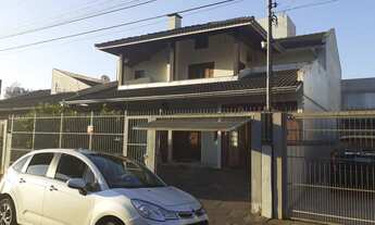 Imagem: Casa classe A, no Bairro Sagrada Família