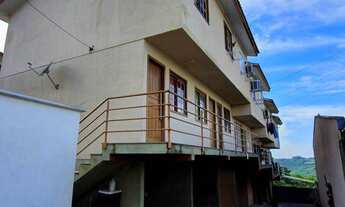 Imagem: Sobrado Triplex, no loteamento São Lucas