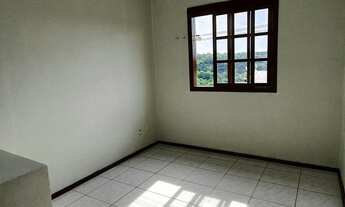 Imagem 2: Sobrado Triplex, no loteamento São Lucas, Desvio Rizzo