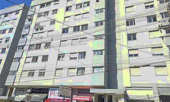 Imagem: Cobertura em Lourdes próximo à Igreja