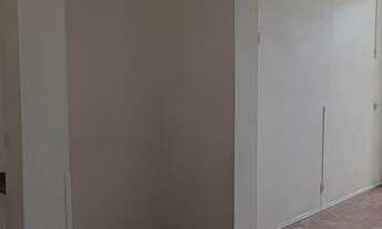 Imagem 3: Loja térrea no centro, próximo igreja universal