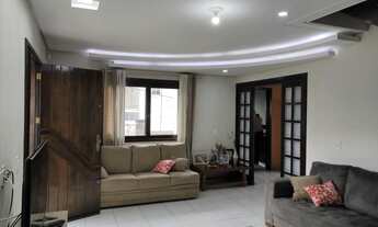 Imagem 4: Casa Residencial com 4 Dormitorio(s) localizado(a) no bairro São Caetano em Caxias do Sul