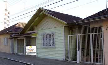 Imagem: Casa com 3 Dormitorio(s) localizado(a) no