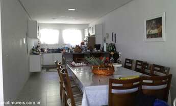 Imagem: Casa com 4 Dormitorio(s) localizado(a) no