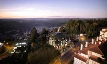 Imagem 2: Apartamento de 2 suites no centro de Gramado à venda