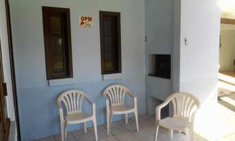 Imagem 3: OFERTA ESPECIAL !!!! SOBRADO A UMA QUADRA DO MAR !!!!