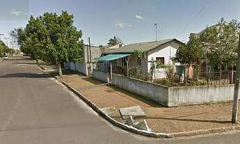 Imagem: Casa com 2 Dormitorio(s) localizado(a) no