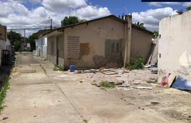 Imagem 4: TERRENO ÓTIMO PARA CONSTRUÇÃO DE PAVILHÃO