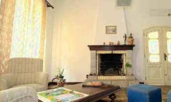 Imagem 4: Casa estilo sobrado no Centro de Canoas/RS