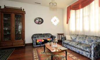 Imagem 7: Casa estilo sobrado no Centro de Canoas/RS