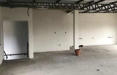 Imagem 2: LOCAÇÃO – SALA COMERCIAL – TODA A PARTE SUPERIOR – CENTRO DE CANOAS/RS