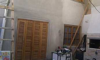 Imagem 2: Casa com 4 Dormitorio(s) localizado(a) no bairro Mato Grande em Canoas / Rio Grande do Su