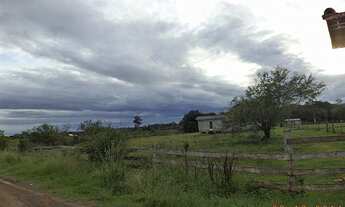 Imagem: Área de Terra com 4 Dormitorio(s) localizado(a)