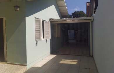 Imagem 4: Casa de dois dormitórios com espaço de lazer, próxima ao shopping canoas