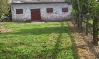 Imagem: Casa com amplo pátio